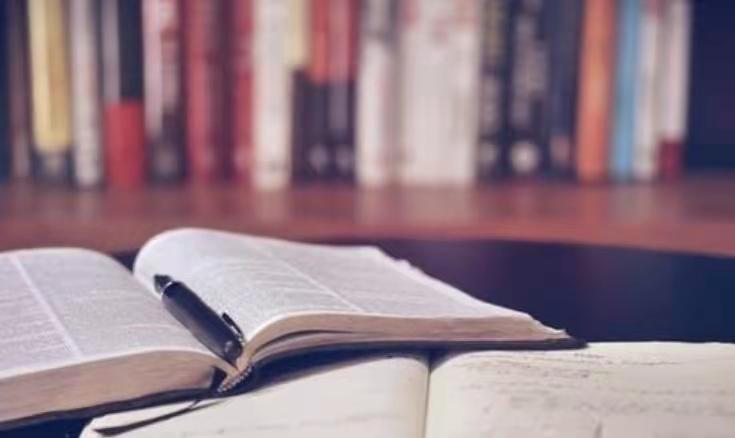 汉语言文学函授本科考公可以报什么